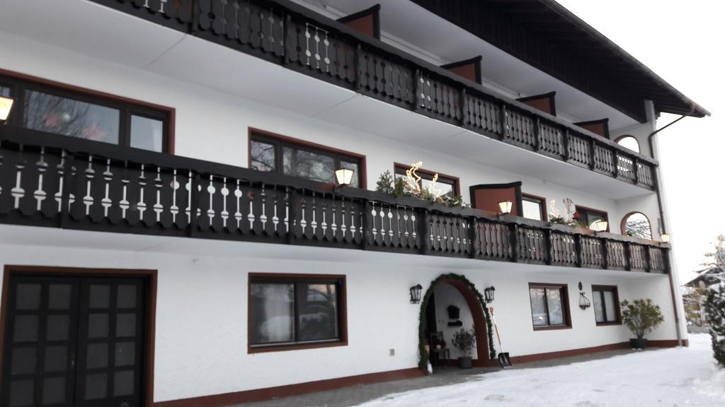 Berghaeusl Hotel Nesselwang Exterior photo